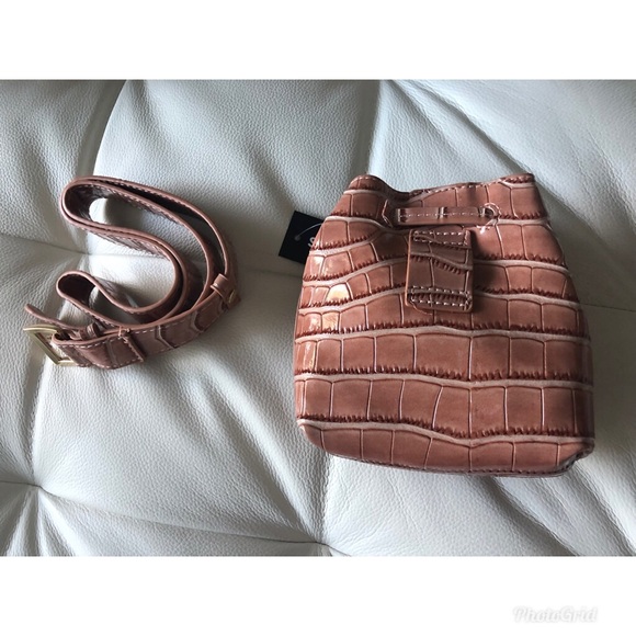✨Pink Crocodile Pattern  Bag  NWT - Picture 5 of 6